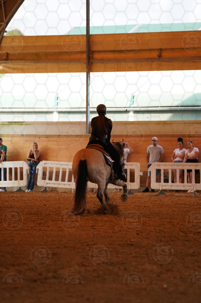 s_A_909302.JPG